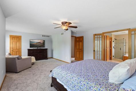 2361 Stone Creek Drive Chanhassen MN 55317