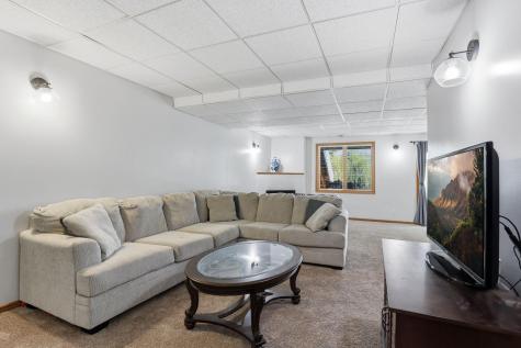 2361 Stone Creek Drive Chanhassen MN 55317