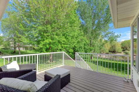 2361 Stone Creek Drive Chanhassen MN 55317