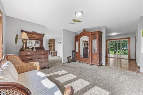 289 2nd Street SW Forman ND 58032