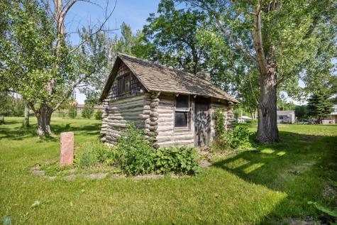 289 2nd Street SW Forman ND 58032