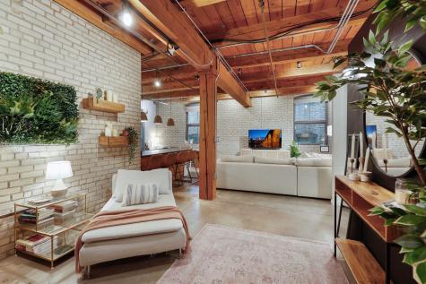 127 5th Street NE Minneapolis MN 55413