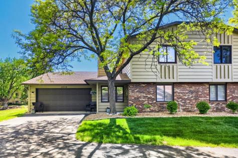 15319 40th Avenue N Plymouth MN 55446