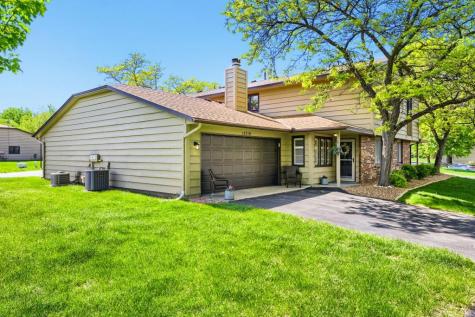 15319 40th Avenue N Plymouth MN 55446