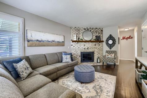 15319 40th Avenue N Plymouth MN 55446