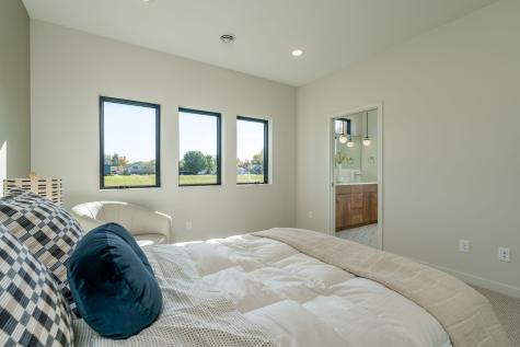 11 South Pointe Court North Mankato MN 56003