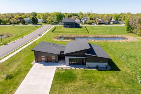 11 South Pointe Court North Mankato MN 56003