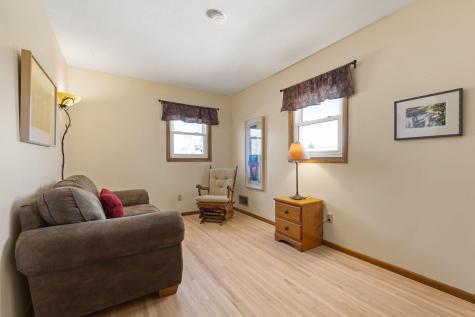 743 Mccallum Drive New Brighton MN 55112