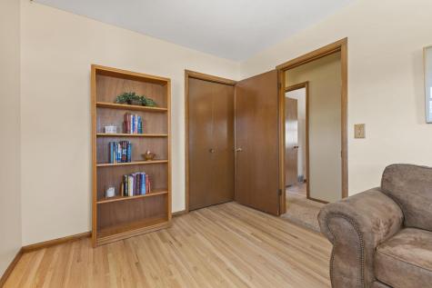 743 Mccallum Drive New Brighton MN 55112