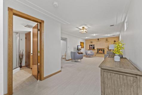 743 Mccallum Drive New Brighton MN 55112