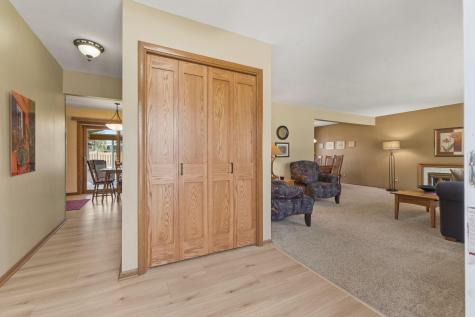743 Mccallum Drive New Brighton MN 55112