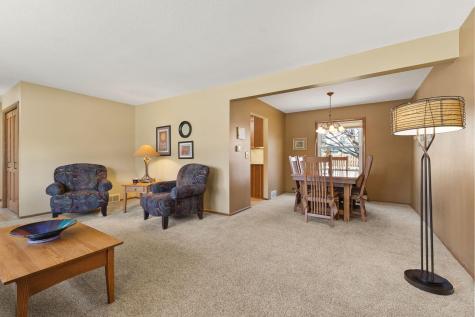 743 Mccallum Drive New Brighton MN 55112