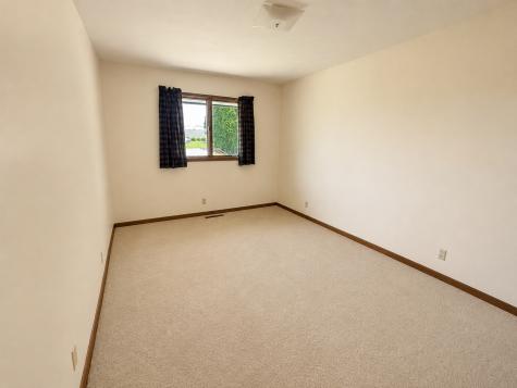 2105 Linn Drive Owatonna MN 55060