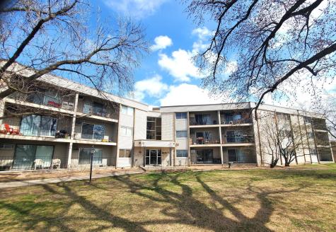 8935 Old Cedar Avenue S Bloomington MN 55425