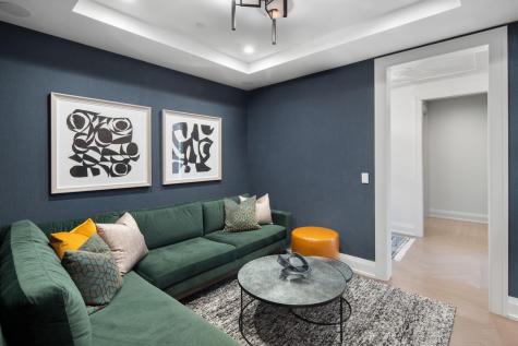 1111 W River Parkway Minneapolis MN 55415