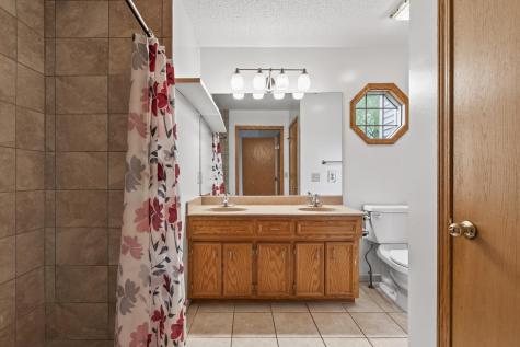 14132 Heywood Path Apple Valley MN 55124