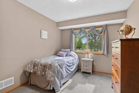 7987 Highland Drive Lino Lakes MN 55014