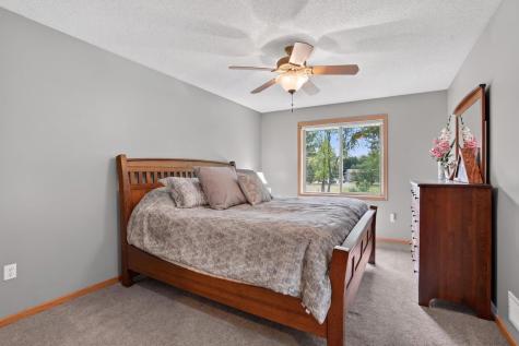 7987 Highland Drive Lino Lakes MN 55014