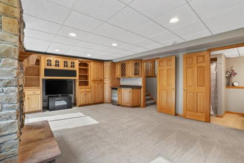 7987 Highland Drive Lino Lakes MN 55014