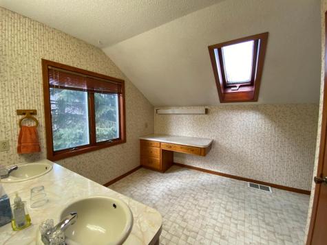 2473 SE Marshall Street Albert Lea MN 56007