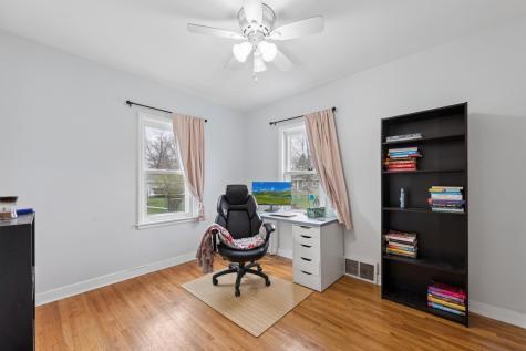 5649 Colfax Avenue N Brooklyn Center MN 55430