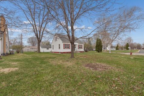 5649 Colfax Avenue N Brooklyn Center MN 55430