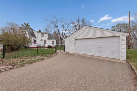 5649 Colfax Avenue N Brooklyn Center MN 55430