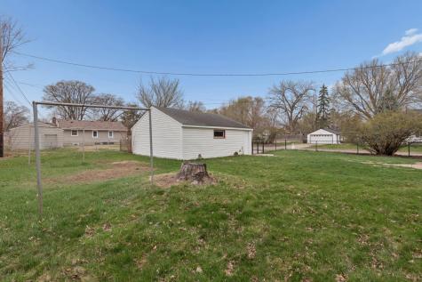 5649 Colfax Avenue N Brooklyn Center MN 55430