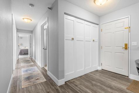 1321 Lake Drive W Chanhassen MN 55317