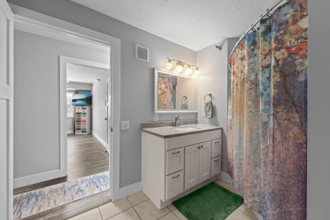 1321 Lake Drive W Chanhassen MN 55317