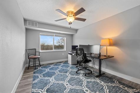 1321 Lake Drive W Chanhassen MN 55317