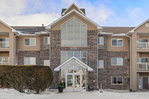 1321 Lake Drive W Chanhassen MN 55317