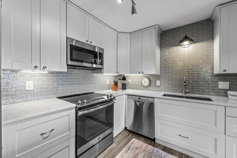 1321 Lake Drive W Chanhassen MN 55317