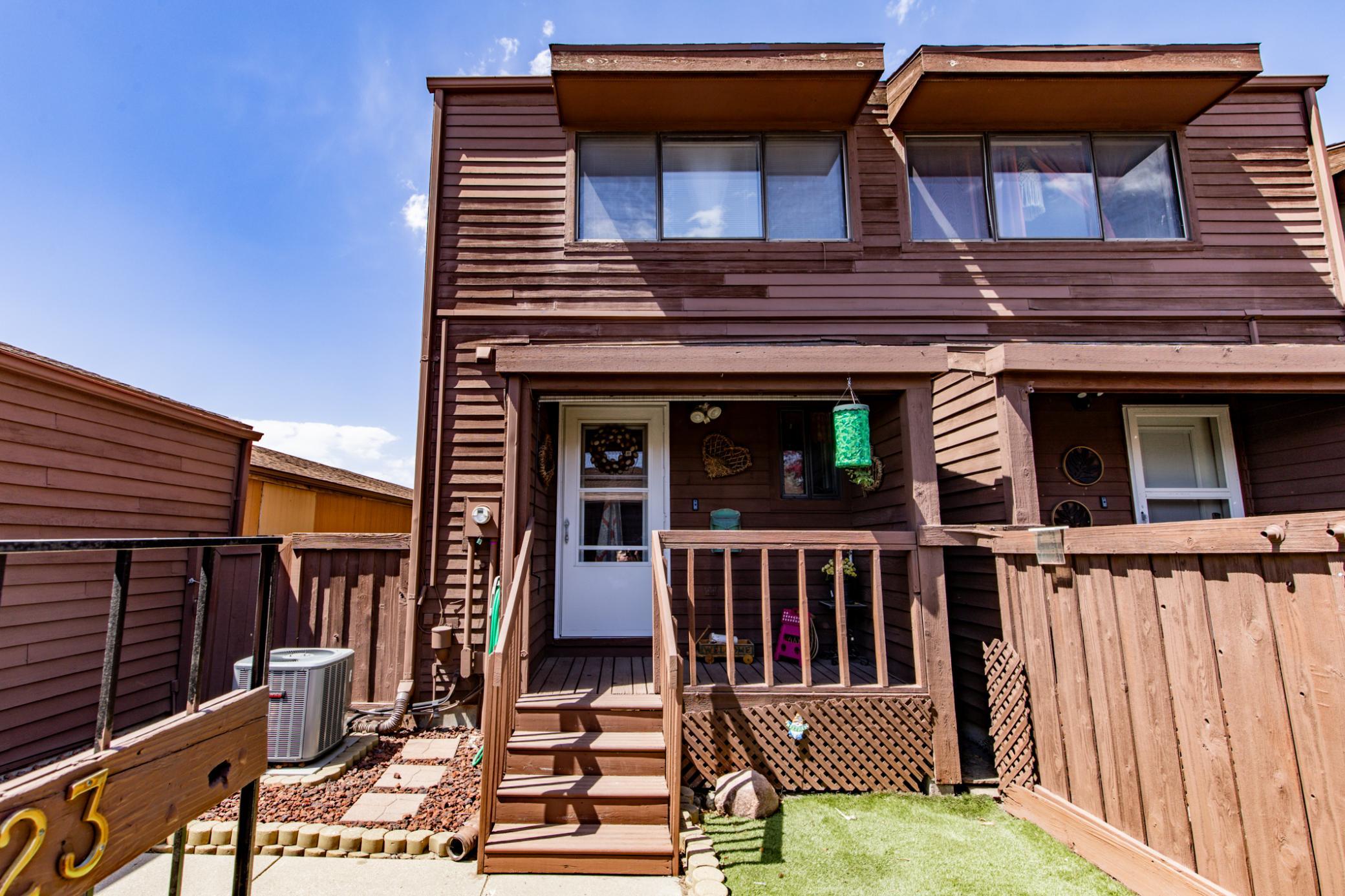 1723 42nd Street S Fargo ND 58103