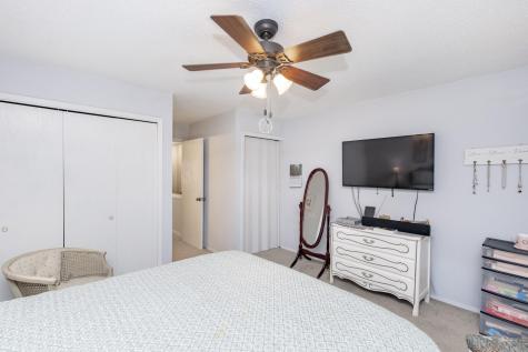 1723 42nd Street S Fargo ND 58103