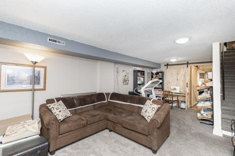 1723 42nd Street S Fargo ND 58103