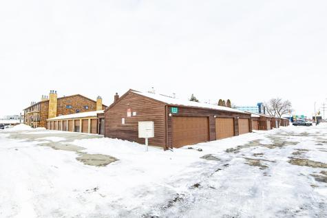 1723 42nd Street S Fargo ND 58103