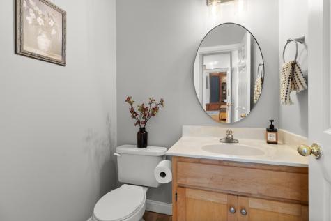 8048 Marsh Creek Alcove Woodbury MN 55125