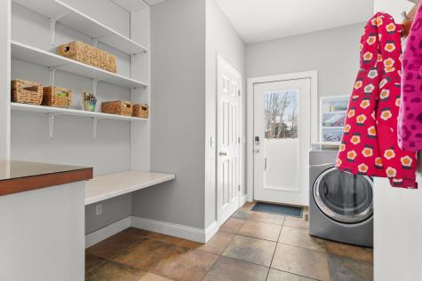 8048 Marsh Creek Alcove Woodbury MN 55125