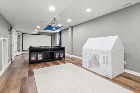 8048 Marsh Creek Alcove Woodbury MN 55125