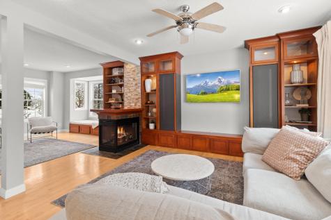 8048 Marsh Creek Alcove Woodbury MN 55125
