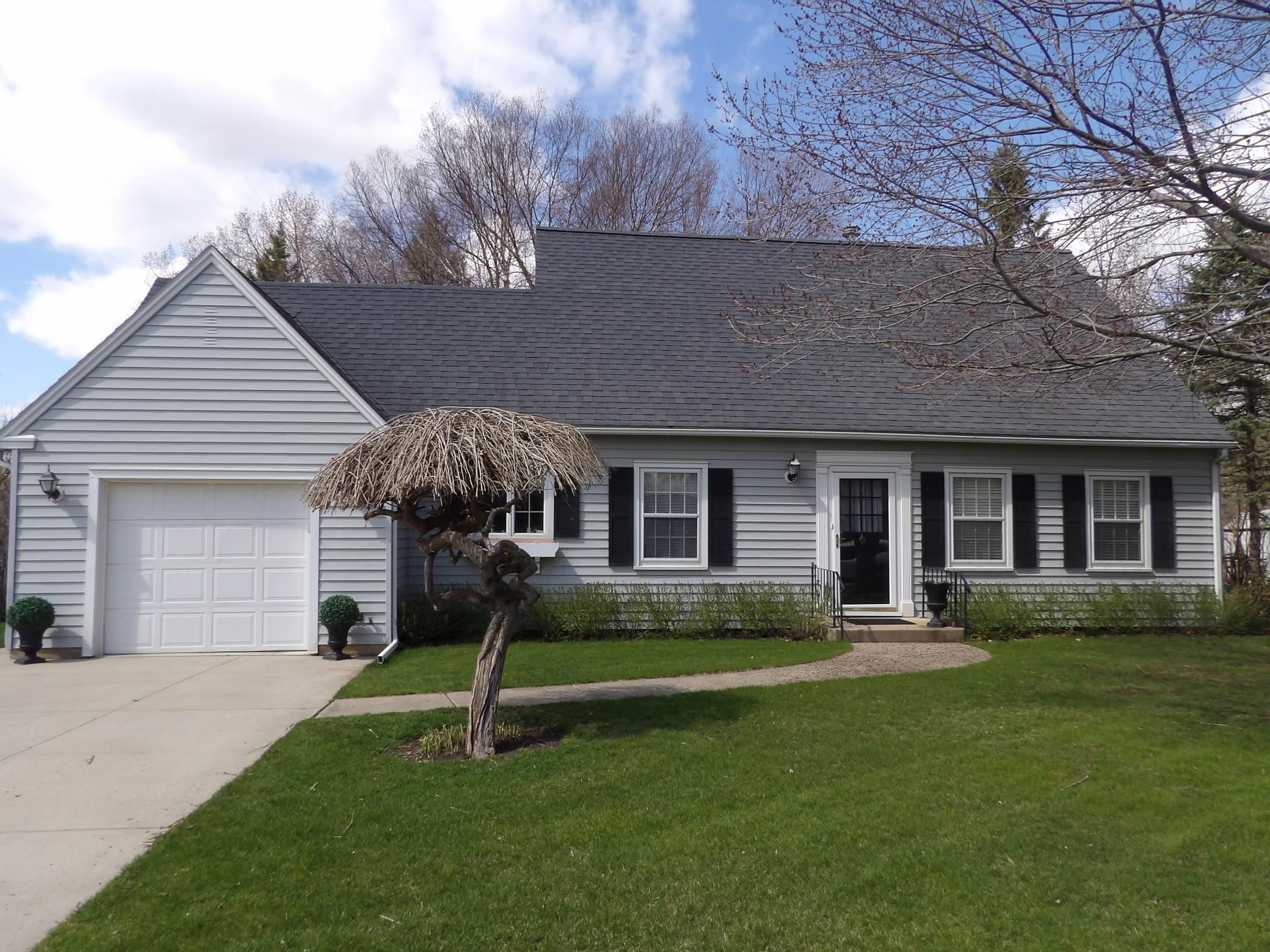 2103 10th Place NE Austin MN 55912