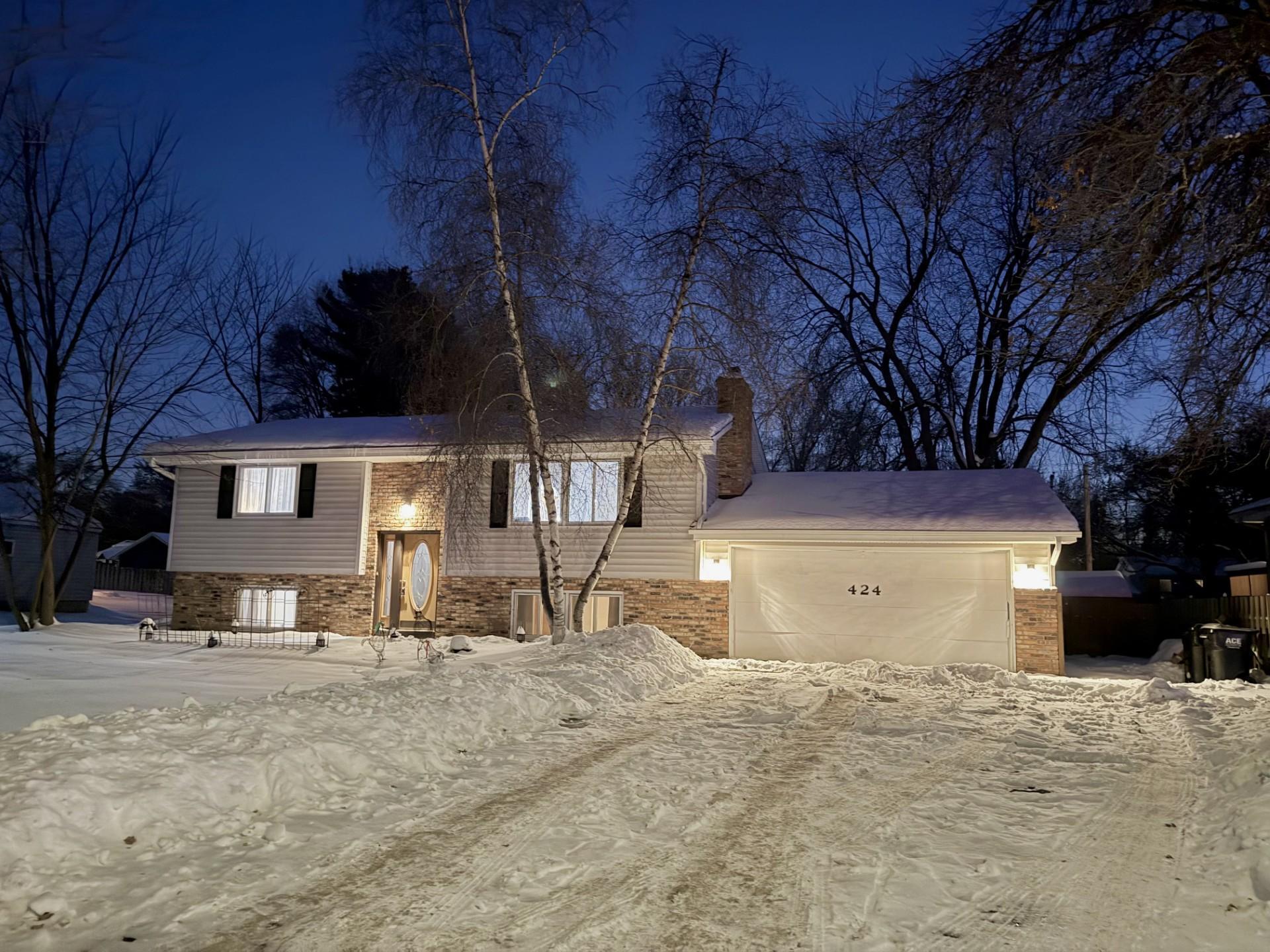 424 106th Avenue NW Coon Rapids MN 55448
