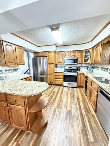 424 106th Avenue NW Coon Rapids MN 55448