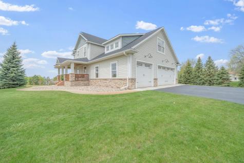3693 Crestwood Ridge NE Alexandria MN 56308