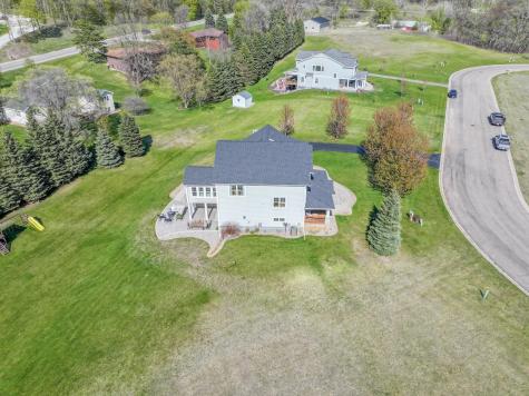 3693 Crestwood Ridge NE Alexandria MN 56308