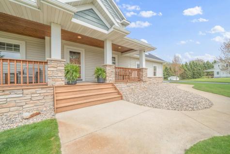 3693 Crestwood Ridge NE Alexandria MN 56308