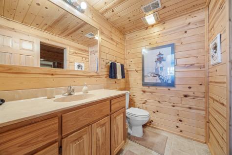1380 S Shore Drive Detroit Lakes MN 56501