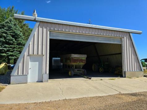 35996 391st Avenue Le Sueur MN 56058