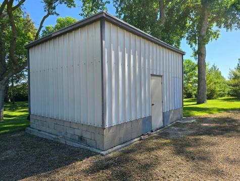 35996 391st Avenue Le Sueur MN 56058